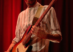 31.08.2024_Koncert Liron Meyuhas_sólo baskytara