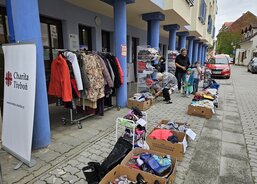 Charitní bazárek 
