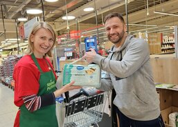 Sbírka potravin_darujete s úsměvem