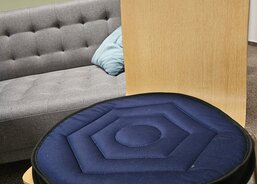 EPG_otočný podsedák