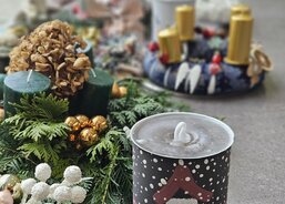 Věnečky adventní, dar od dětí ZŠ Na Sadech2